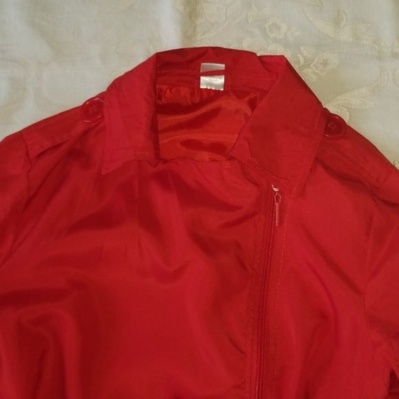 Red Jacket - Picture 5 of 5